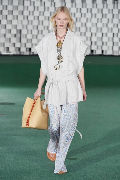 Коллекция Stella McCartney Ready-To-Wear Весна-Лето 2022 Коллекция Stella McCartney Ready-To-Wear Весна-Лето 2022