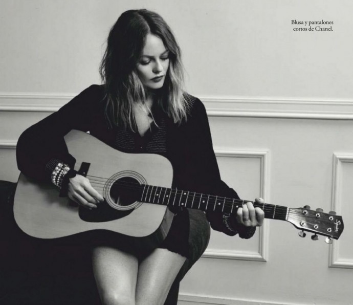 Ванесса Паради (Vanessa Paradis) в фотосессии для журнала ELLE Spain Ванесса Паради (Vanessa Paradis) в фотосессии для журнала ELLE Spain