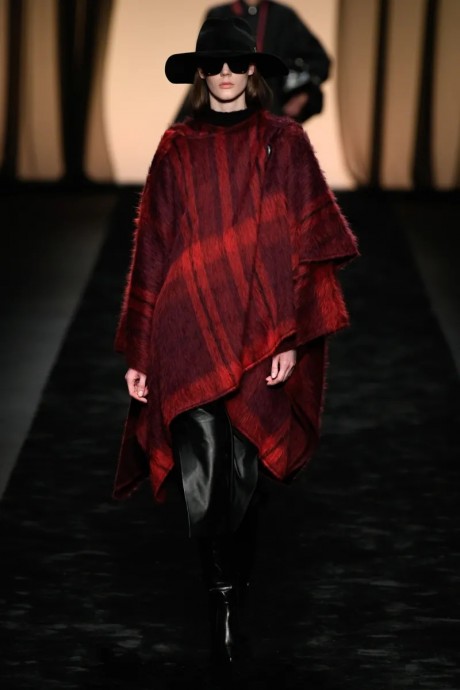 Коллекция Alberta Ferretti Ready-To-Wear Осень-Зима 2023 Коллекция Alberta Ferretti Ready-To-Wear Осень-Зима 2023