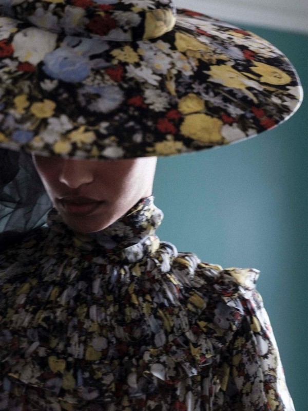 Jourdana Phillips for Harper's Bazaar Arabia by Juankr Jourdana Phillips for Harper's Bazaar Arabia by Juankr
