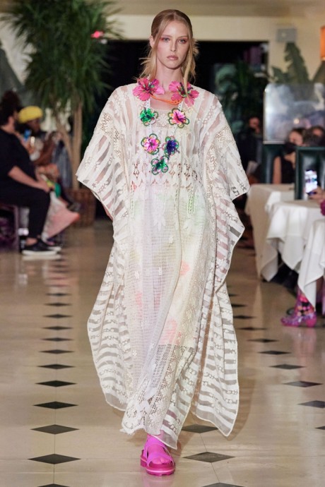 Коллекция Anna Sui Ready-To-Wear Весна-Лето 2022