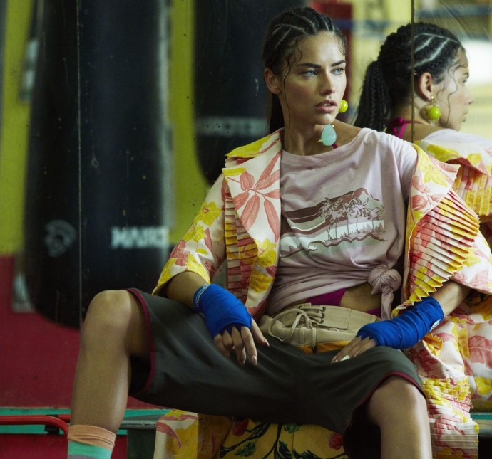 Адриана Лима (Adriana Lima) в фотосессии для журнала Vogue Brazil Адриана Лима (Adriana Lima) в фотосессии для журнала Vogue Brazil