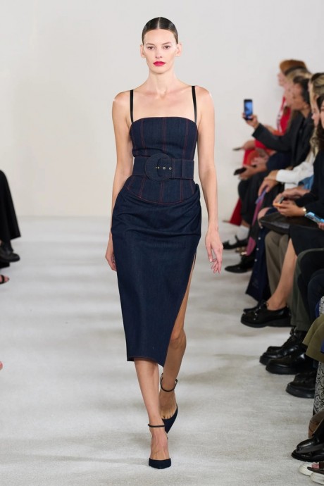 Коллекция Carolina Herrera Ready-To-Wear Весна-Лето 2023