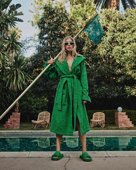 Эльза Хоск (Elsa Hosk) украсила июньский выпуск Vogue Russia Эльза Хоск (Elsa Hosk) украсила июньский выпуск Vogue Russia