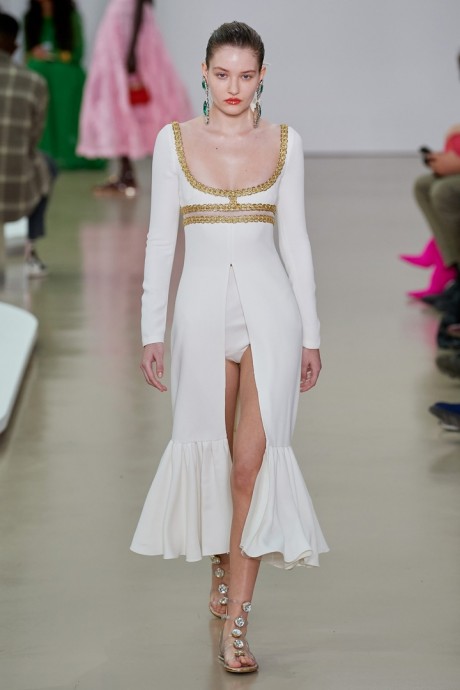 Коллекция Giambattista Valli Ready-To-Wear Весна-Лето 2022 Коллекция Giambattista Valli Ready-To-Wear Весна-Лето 2022