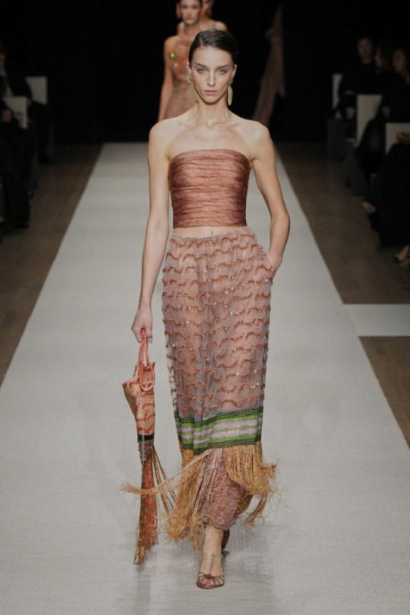 Коллекция Giorgio Armani Ready-To-Wear Весна-Лето 2025 Коллекция Giorgio Armani Ready-To-Wear Весна-Лето 2025