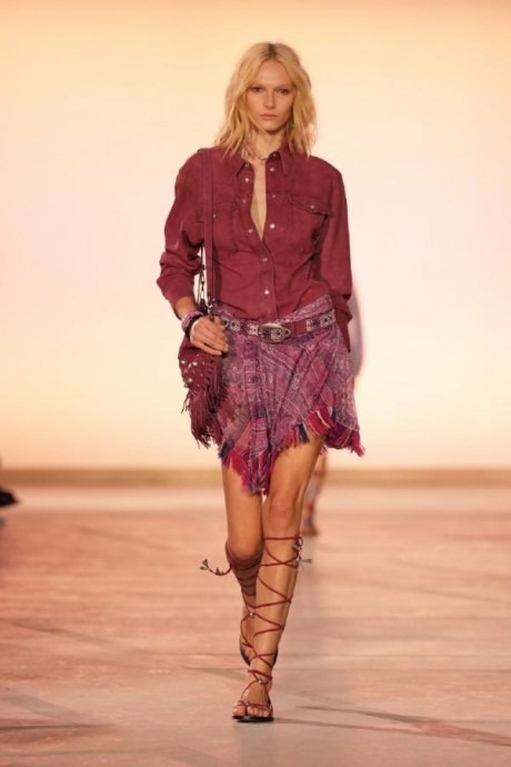 Коллекция Isabel Marant Ready-To-Wear Весна-Лето 2025 Коллекция Isabel Marant Ready-To-Wear Весна-Лето 2025