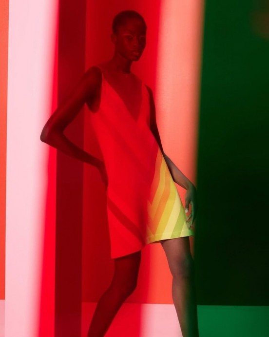 Коллекция «Мисс Диор» от Dior Cruise 2025 в журнале Dior Magazine