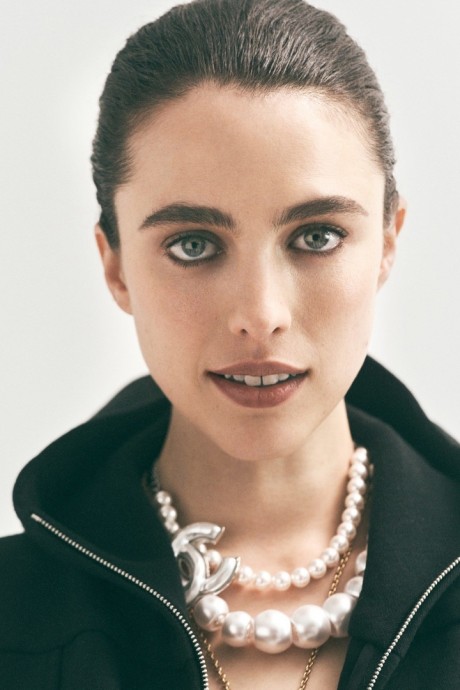 Маргарет Куэлли (Margaret Qualley) в фотосессии для журнала VOGUE Australia (2025) Маргарет Куэлли (Margaret Qualley) в фотосессии для журнала VOGUE Australia (2025)