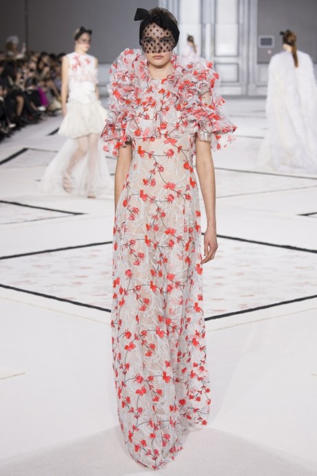 Модели коллекции Giambattista Valli