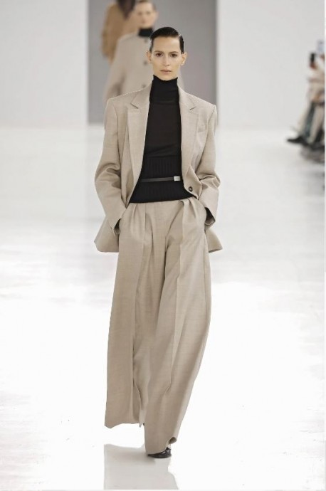 Коллекция Max Mara Ready-To-Wear Fall/Winter 2024 Milan