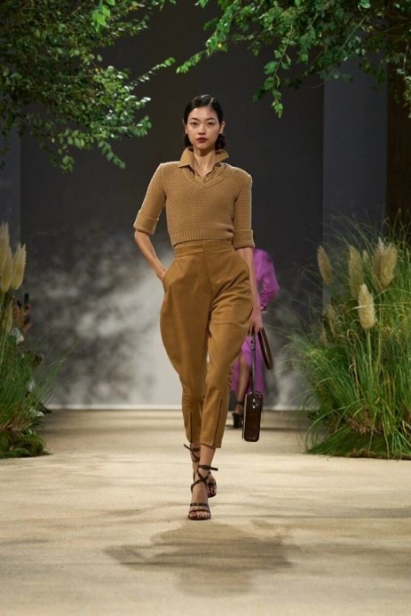 Max Mara весна-лето 2024 в рамках Недели моды в Милане