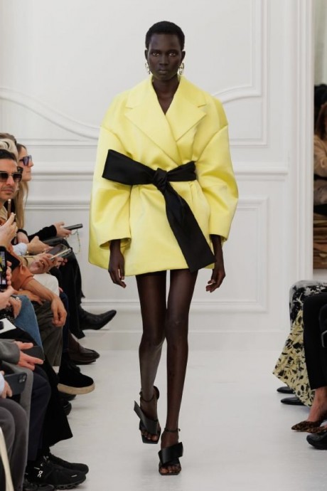 Коллекция Givenchy Ready-To-Wear Осень-Зима 2025-2026 Коллекция Givenchy Ready-To-Wear Осень-Зима 2025-2026