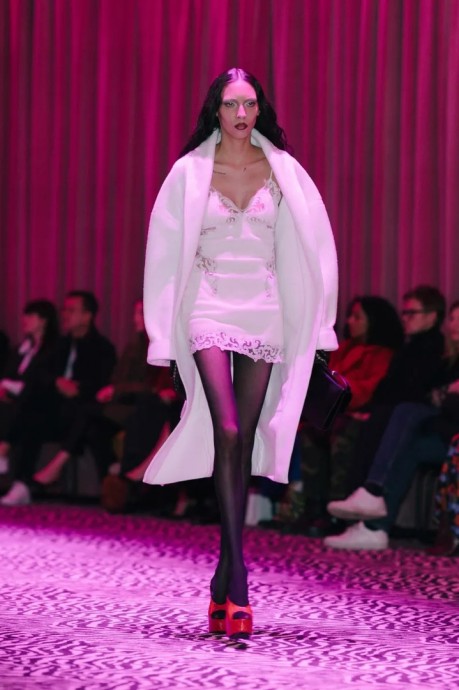 Коллекция Alexander Wang Ready-To-Wear Осень-Зима 2023 Коллекция Alexander Wang Ready-To-Wear Осень-Зима 2023