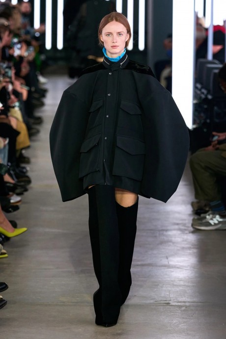 Обзор коллекции Sacai Fall 2024 Ready-to-Wear