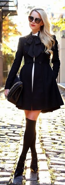 Look! В черном!