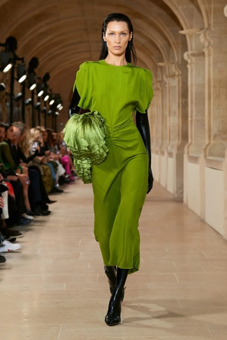 Коллекция Victoria Beckham Ready-To-Wear Весна-Лето 2023 Коллекция Victoria Beckham Ready-To-Wear Весна-Лето 2023