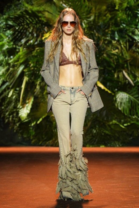 Коллекция Roberto Cavalli Ready-To-Wear Весна-Лето 2024 Коллекция Roberto Cavalli Ready-To-Wear Весна-Лето 2024