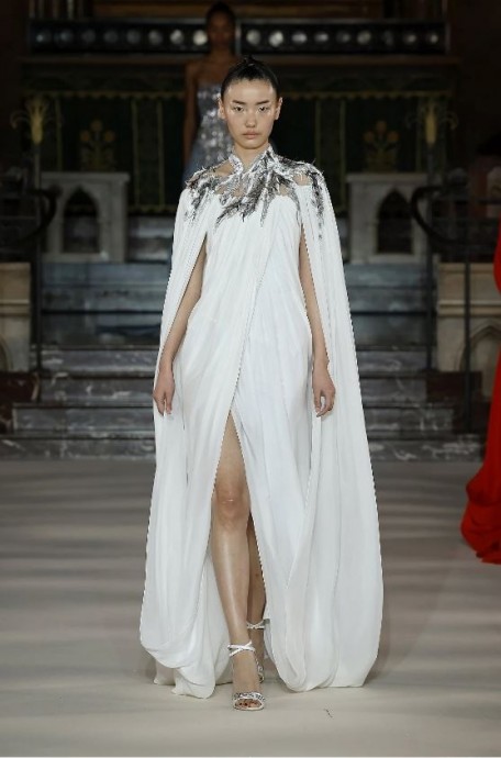 Коллекция Gaurav Gupta Couture Spring/Summer 2024 Paris Коллекция Gaurav Gupta Couture Spring/Summer 2024 Paris