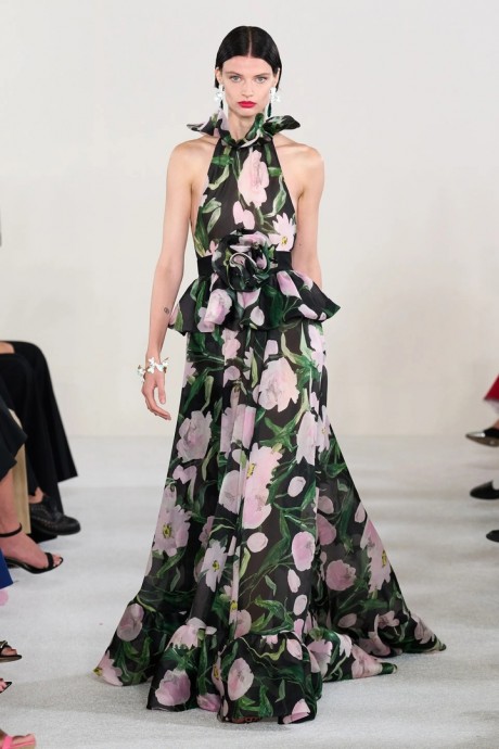 Коллекция Carolina Herrera Ready-To-Wear Весна-Лето 2023