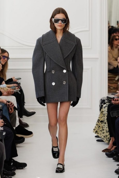 Коллекция Givenchy Ready-To-Wear Осень-Зима 2025-2026 Коллекция Givenchy Ready-To-Wear Осень-Зима 2025-2026