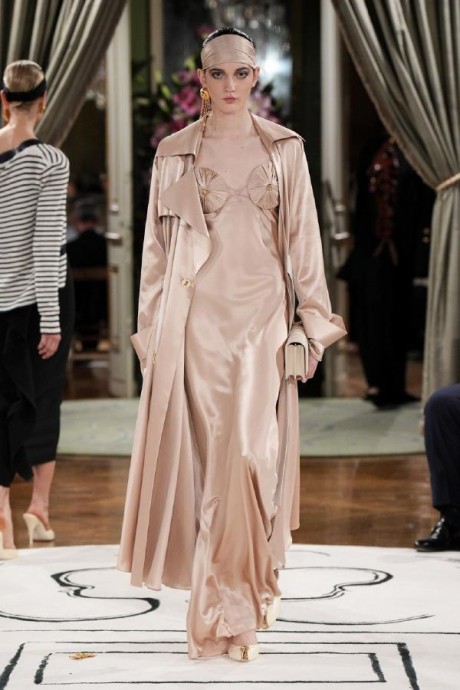 Коллекция Schiaparelli Ready-To-Wear Весна-Лето 2024