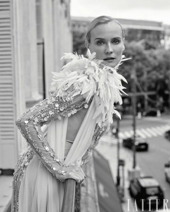 Дайан Крюгер (Diane Kruger) в фотосессии для журнала Tatler (2023) Дайан Крюгер (Diane Kruger) в фотосессии для журнала Tatler (2023)