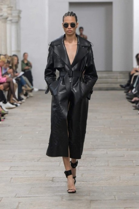 Ermanno Scervino Ready-To-Wear Весна-Лето 2023