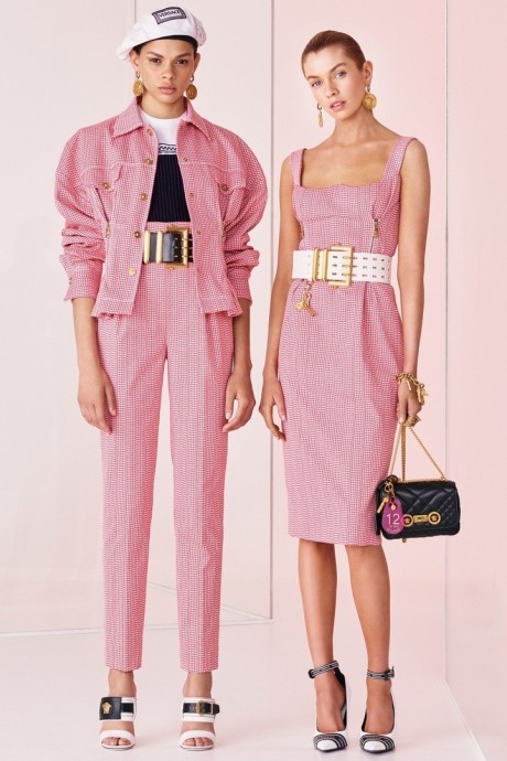 Модели коллекции Versace Resort