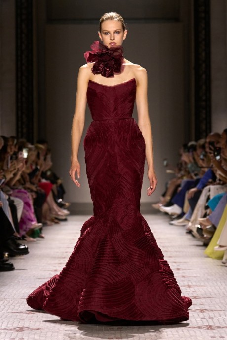 Высокая мода Elie Saab Haute, Couture Fall-Winter 2024/25 Высокая мода Elie Saab Haute, Couture Fall-Winter 2024/25