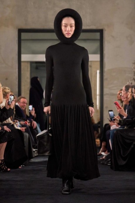 Коллекция Alaïa Ready-To-Wear Осень-Зима 2025-2026