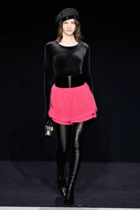 Коллекция Emporio Armani Ready-To-Wear Осень-Зима 2023 Коллекция Emporio Armani Ready-To-Wear Осень-Зима 2023