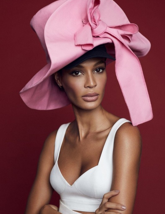 Джоан Смоллс (Joan Smalls) украсила страницы Harper’s Bazaar Spain