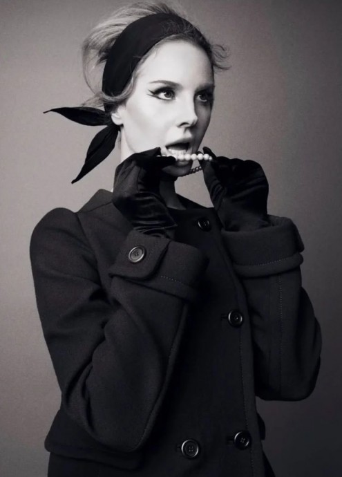 Лана Дель Рей (Lana Del Rey) в фотосессии для журнала Vogue Italia (2024) Лана Дель Рей (Lana Del Rey) в фотосессии для журнала Vogue Italia (2024)