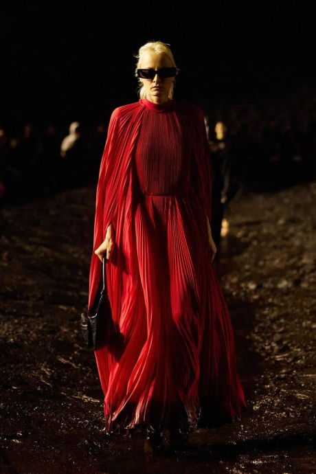 Обзор коллекции Balenciaga 2023 Ready-to-Wear