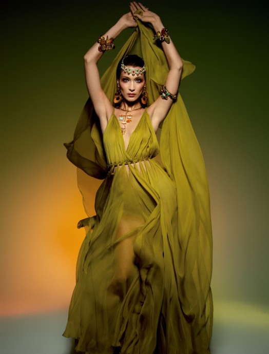 Rianne Van Rompaey, Bella Hadid, Gigi Hadid & Vaughan Ollier for Vogue Paris by Inez & Vinoodh Rianne Van Rompaey, Bella Hadid, Gigi Hadid & Vaughan Ollier for Vogue Paris by Inez & Vinoodh