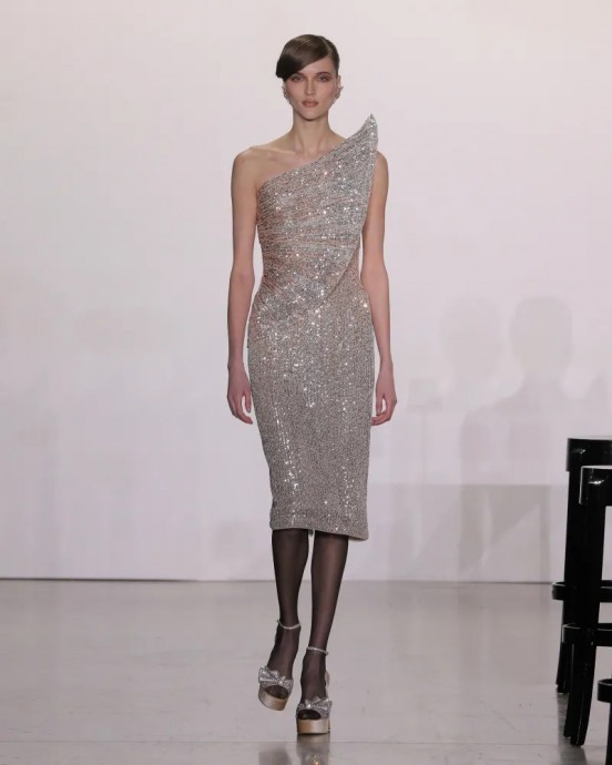 Коллекция Badgley Mischka Ready-To-Wear Осень-Зима 2023 Коллекция Badgley Mischka Ready-To-Wear Осень-Зима 2023