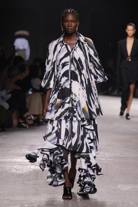 Коллекция Bottega Veneta Ready-To-Wear Весна-Лето 2025 Коллекция Bottega Veneta Ready-To-Wear Весна-Лето 2025