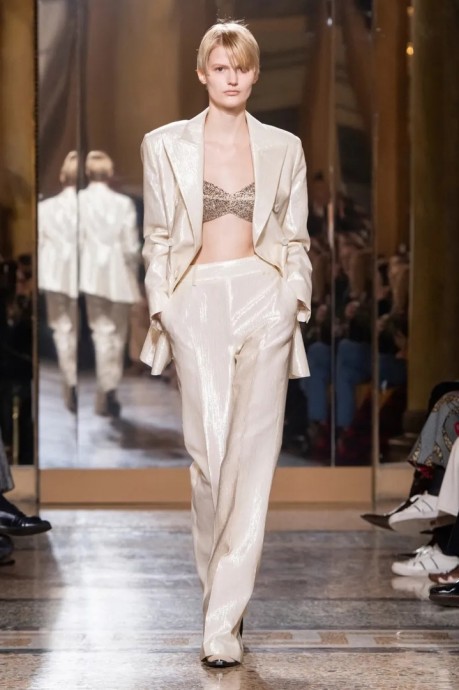 Коллекция Ermanno Scervino Ready-To-Wear Осень-Зима 2023