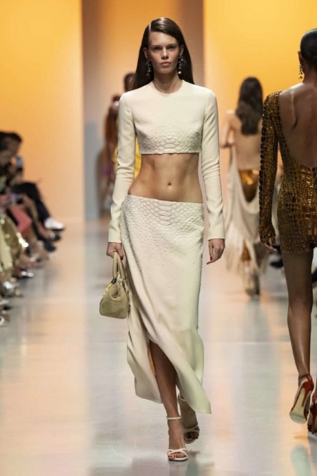 Коллекция Georges Hobeika Ready-To-Wear Весна-Лето 2025 Коллекция Georges Hobeika Ready-To-Wear Весна-Лето 2025
