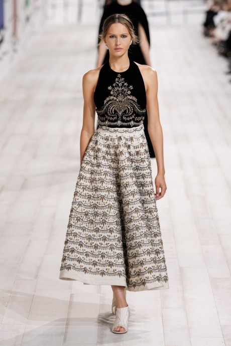 Высокая мода Dior Spring/Summer 2024