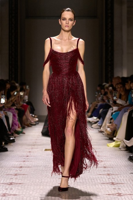 Высокая мода Elie Saab Haute, Couture Fall-Winter 2024/25 Высокая мода Elie Saab Haute, Couture Fall-Winter 2024/25