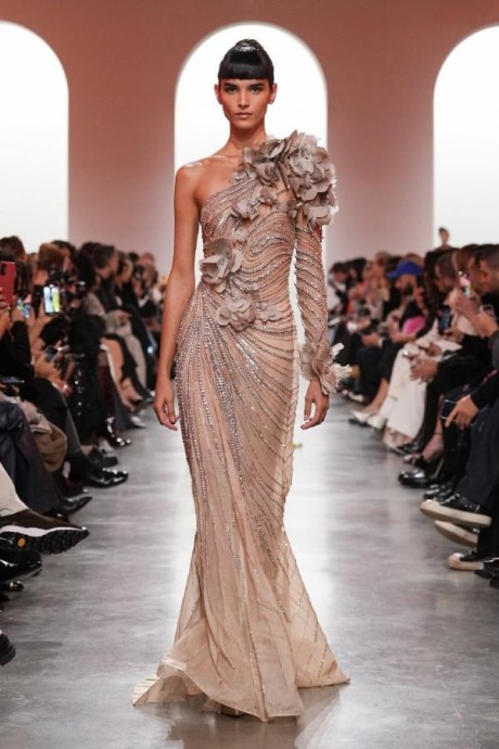 Коллекция Elie Saab Haute Couture Весна-Лето 2025 Коллекция Elie Saab Haute Couture Весна-Лето 2025