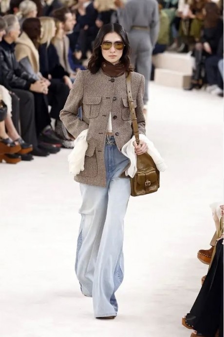 Коллекция Chloé Ready-To-Wear Fall/Winter 2024 Paris