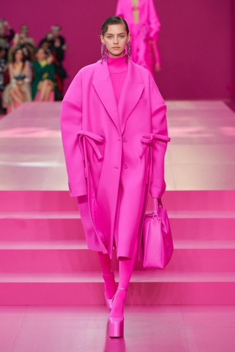 Коллекция Valentino Ready-To-Wear Осень-Зима 2022/2023 Коллекция Valentino Ready-To-Wear Осень-Зима 2022/2023