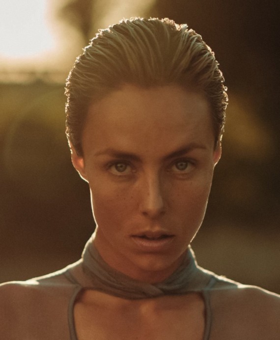 Эди Кемпбелл (Edie Campbell) в фотосессии для журнала ELLE Italia (2024) Эди Кемпбелл (Edie Campbell) в фотосессии для журнала ELLE Italia (2024)