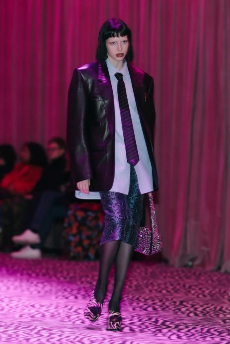Коллекция Alexander Wang Ready-To-Wear Осень-Зима 2023 Коллекция Alexander Wang Ready-To-Wear Осень-Зима 2023