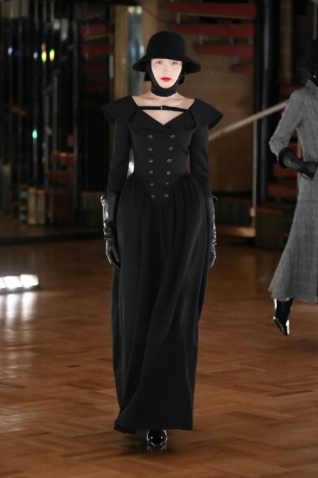 Коллекция Fetico Ready-To-Wear Осень-Зима 2025-2026