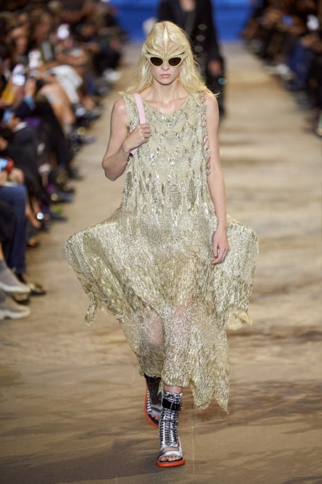 Коллекция Louis Vuitton Ready-To-Wear Весна-Лето 2022 Коллекция Louis Vuitton Ready-To-Wear Весна-Лето 2022