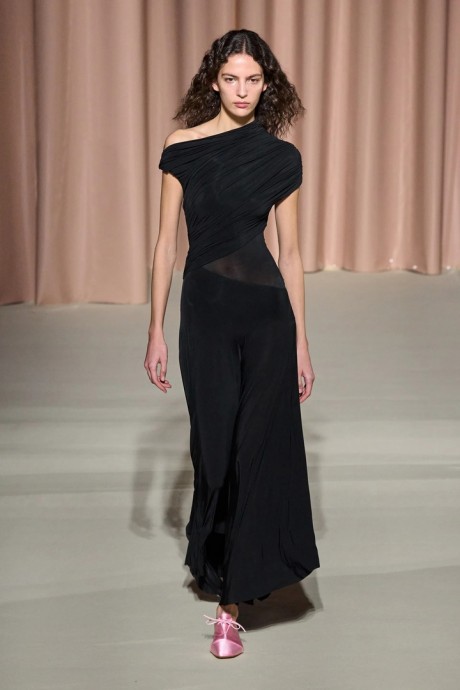 Коллекция Philosophy di Lorenzo Serafini Fall 2024 Ready-to-Wear Коллекция Philosophy di Lorenzo Serafini Fall 2024 Ready-to-Wear